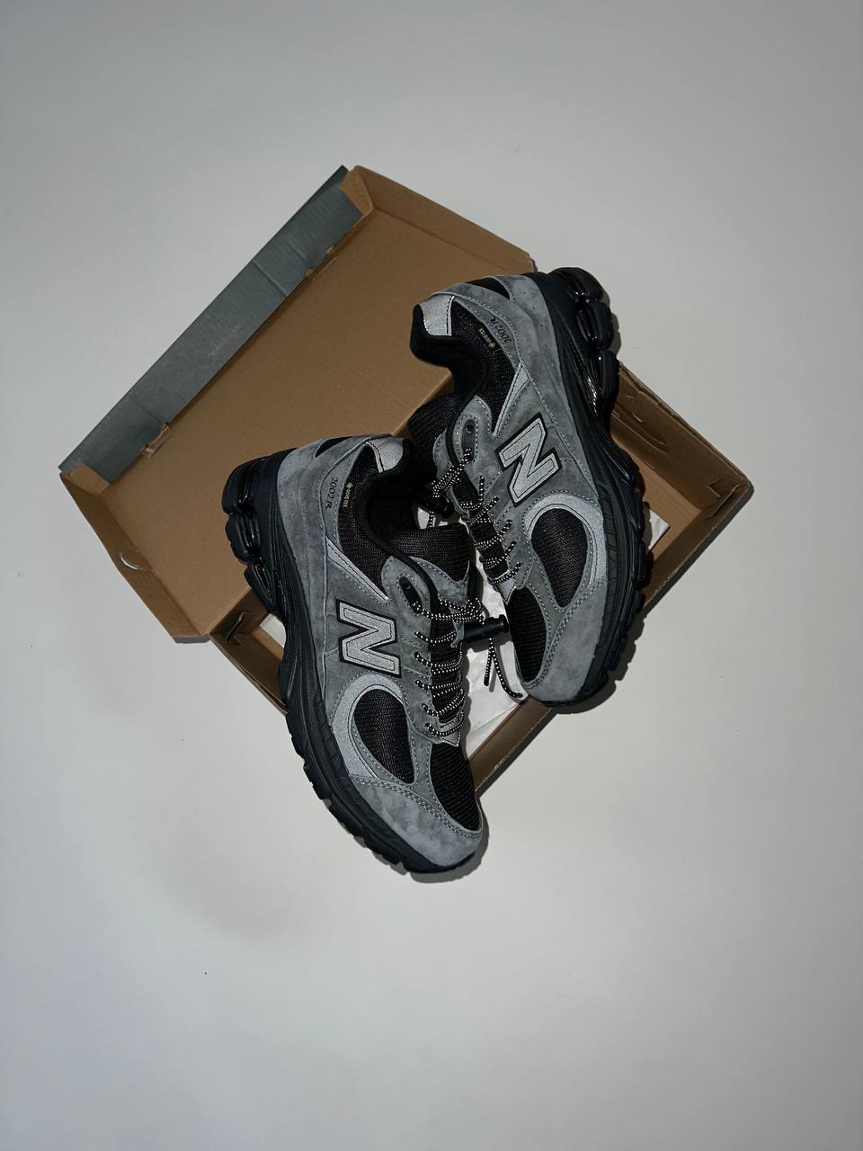 New Balance 2002R Gore-Tex Charcoal Men