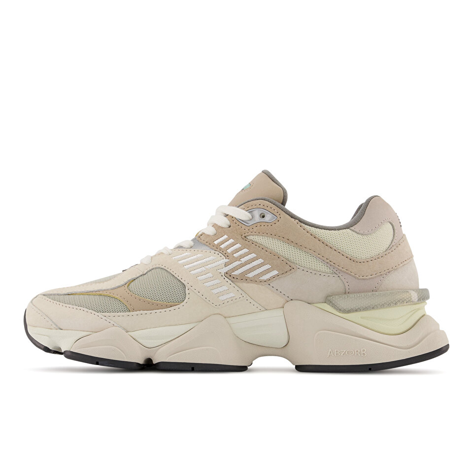 New Balance 9060 Beige