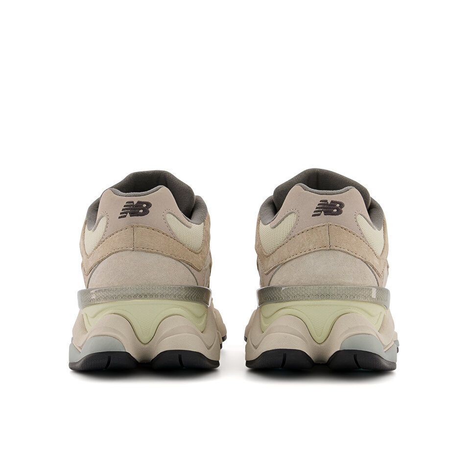 New Balance 9060 Beige