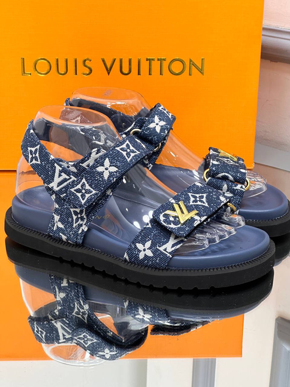 Louis Vuitton LV Women