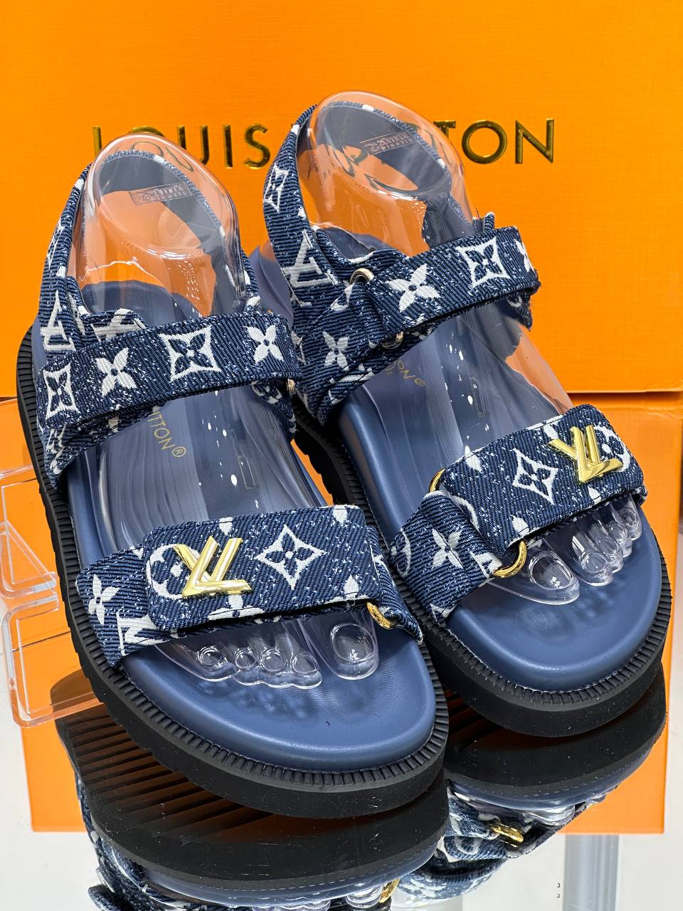 Louis Vuitton LV Women