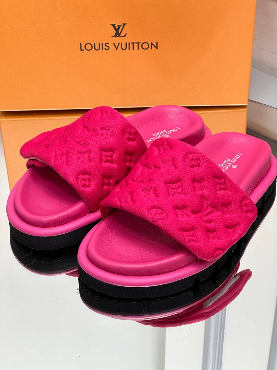 Louis Vuitton LV Women