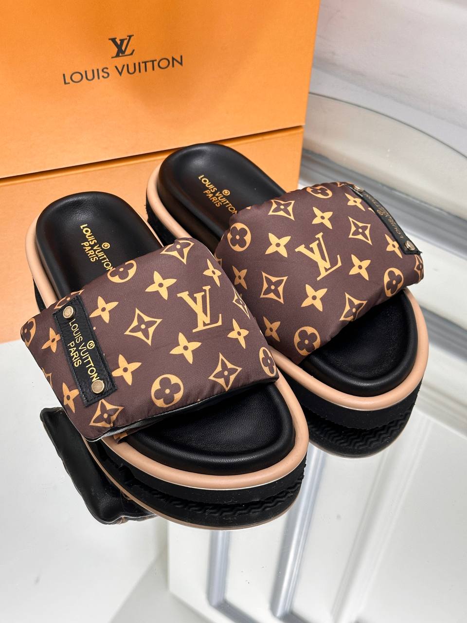 Louis Vuitton LV Women