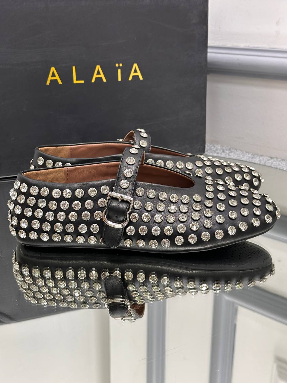 Alaia Black leather ballerina