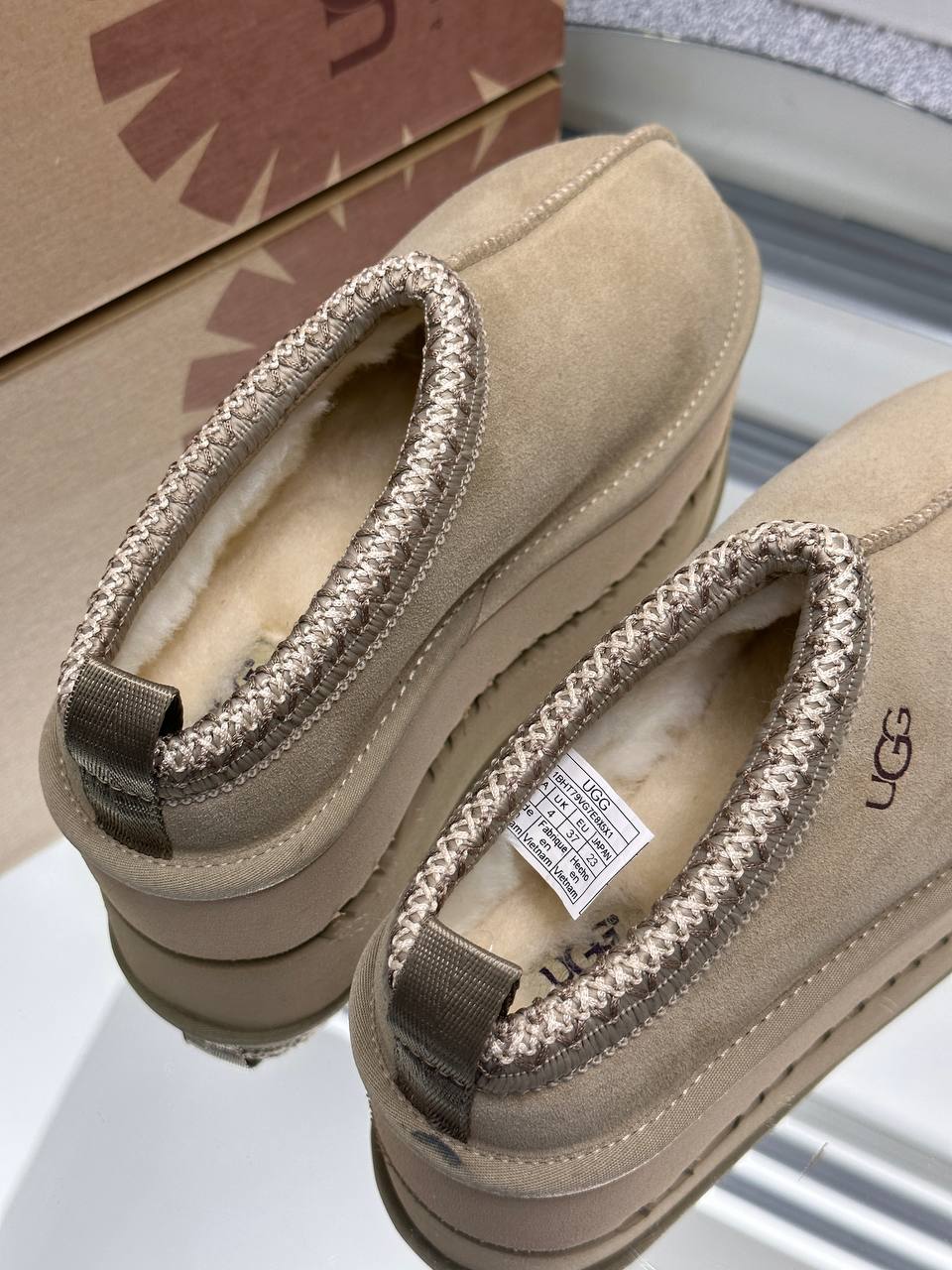 UGG Women