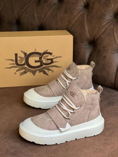 UGG Women