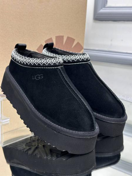 UGG Women