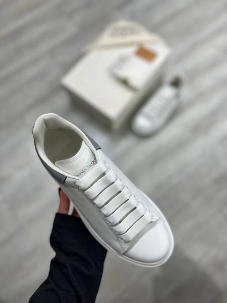 Alexander Mcqueen Unisex Sneaker