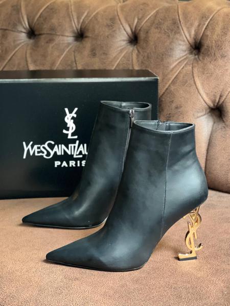 Yves Saint Laurent Women